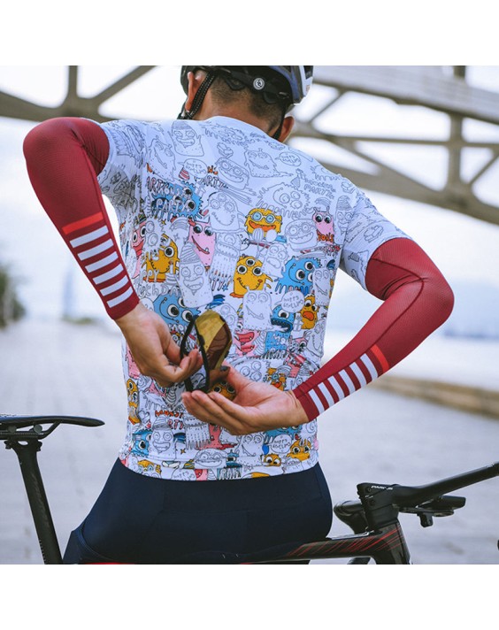 Red lightweight stretch sun protection sleeves